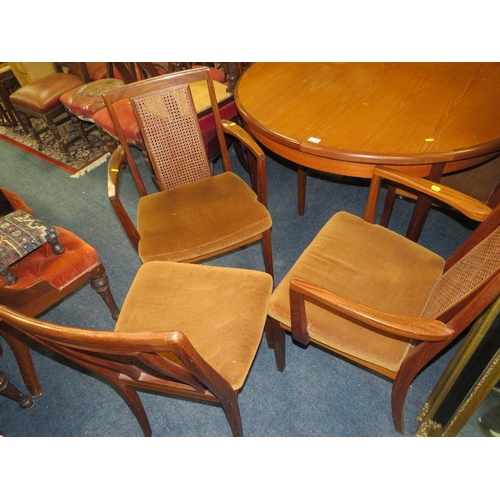 749 - A RETRO TEAK G-PLAN EXTENDING DINING TABLE WITH SIX CHAIRS