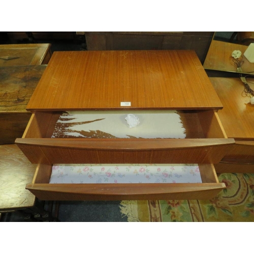 759 - A RETRO TEAK FIVE DRAWER CHEST OF DRAWERS H-83 CM W-76 CM