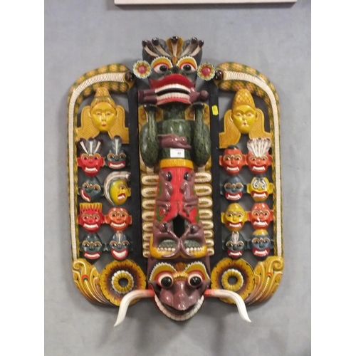 40 - A LARGE UNUSUAL CARVEN WOODEN WALL HANGING MASK - OVERALL HIGHT 75CM - WIDTH 55CM TOGETHER WITH ANOT... 