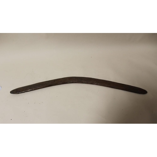 114 - A VINTAGE AUSTRALIAN BOOMERANG, L 71 cm