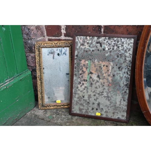 82 - A QUANTITY OF VARIOUS VINTAGE MIRRORS