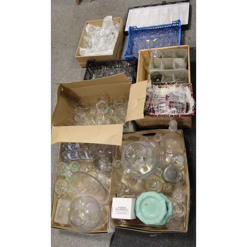 93 - A LARGE QUANTITY OF ASSORTED DRINKING GLASSES ETC., to include a pewter tolled etched glass tankard,... 