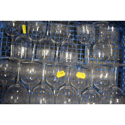 93 - A LARGE QUANTITY OF ASSORTED DRINKING GLASSES ETC., to include a pewter tolled etched glass tankard,... 