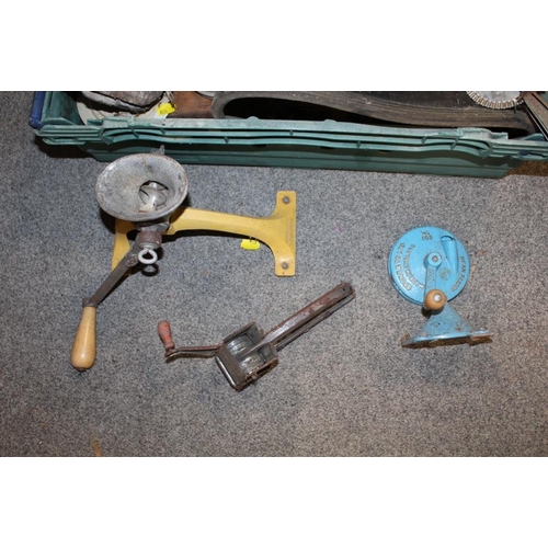 166 - A BOX OF VINTAGE KITCHENALIA ETC, to include a Spong & Co 102 bean slicer, table mincer, scales, vin... 