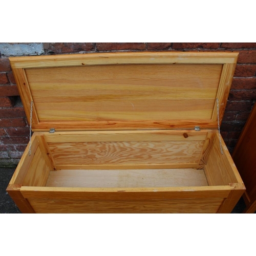 39 - A MODERN PINE SMALL SIDEBOARD, together with a pine blanket box (2)