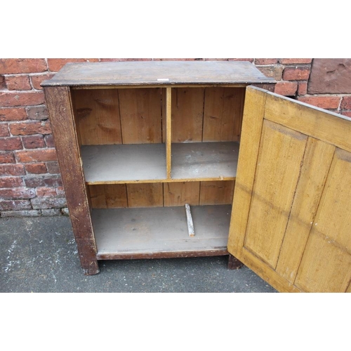 53 - AN ANTIQUE PINE SINGLE DOOR CUPBOARD, H 95 cm, W 82 cm