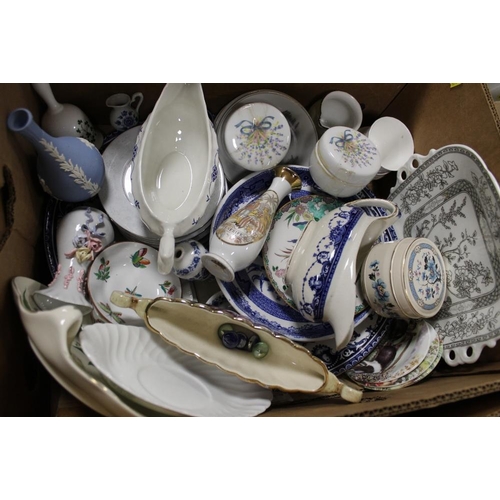 133 - TWO TRAYS OF ASSORTED CERAMICS AND CHINA TO INCLUDE WEDGWOOD JASPERWARE