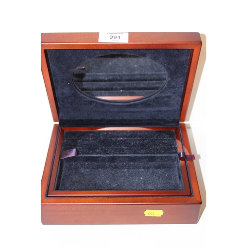 391 - A VINTAGE WOODEN JEWELLERY BOX WITH HALLMARKED SILVER PANEL TO LID, the hinged lid opening to reveal... 