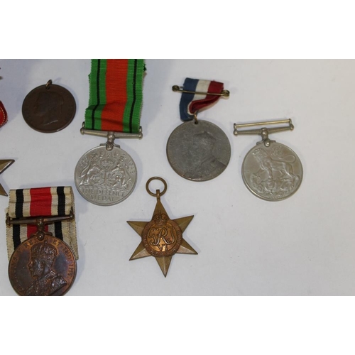 402 - A COLLECTION OF WAR RELATED MEDALS TO INCLUDE WWII MEDALS, TOGETHER WITH THREE EMPTY MILITARY MEDAL ... 