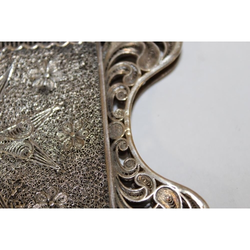 408 - A FILIGREE SILVER CARD CASE - APPROX WEIGHT 69.4G