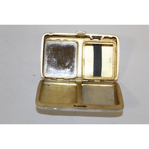 412 - A CHESTER HALLMARKED SILVER COMBINATION VANITY  CASE AND CIGARETTE HOLDER - CHESTER 1919