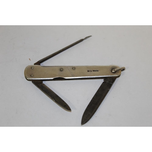 416 - A HALLMARKED SILVER THREE TOOL PENKNIFE -  SHEFFIELD 1926