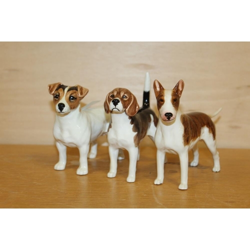 362 - THREE BESWICK GLOSS FINISH DOG FIGURES TO INCLUDE A JACK RUSSELL TERRIER, CH WENDOVER BILLY BEAGLE A... 