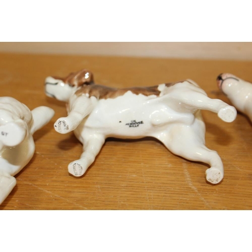 362 - THREE BESWICK GLOSS FINISH DOG FIGURES TO INCLUDE A JACK RUSSELL TERRIER, CH WENDOVER BILLY BEAGLE A... 