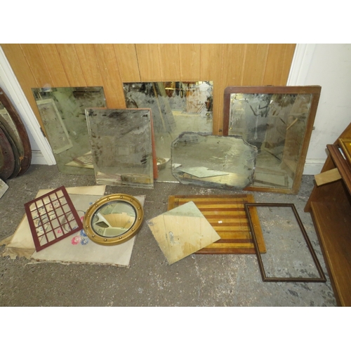 52 - A BOX OF ASSORTED VINTAGE MIRRORS ETC TO INCLUDE A SMALL CIRCULAR CONVEX EXAMPLE DIA 34 CM