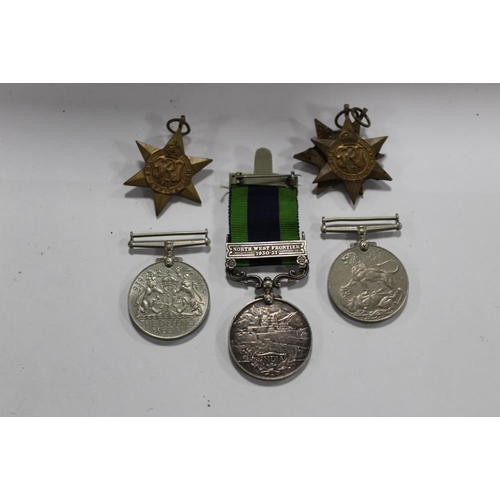 323 - A NORTHWEST FRONTIER 1930-31 MEDAL AWARDED TO 4686337 PTE. C.T. CHAMBERS. K.O.Y.L.I. TOGETHER WITH F... 