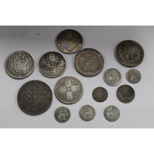 336 - A COLLECTION OF VICTORIAN SILVER COINAGE TO INCLUDE A 1890 DOUBLE FLORIN, GOTHIC HEAD FLORINS, FOUR ... 