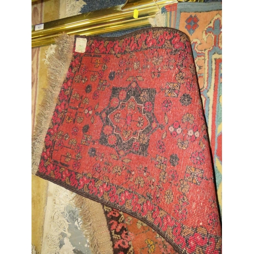 842 - TWO SMALL EASTERN WOOLLEN CARPETS, LARGEST 128 X 86 CM (2)