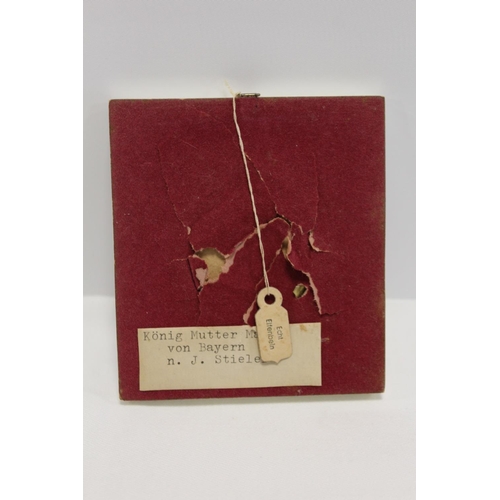 2 - A SMALLER FRAMED AND GLAZED HAND PAINTED MINIATURE PORTRAIT STUDY OF A LADY MARKED 'KONIG MUTTER MAR... 