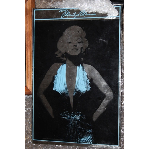 109 - FOUR FRAMED MARILYN MONROE RELATED MIRRORS, TOGETHER WITH AN UNFRAMED EXAMPLE (5)