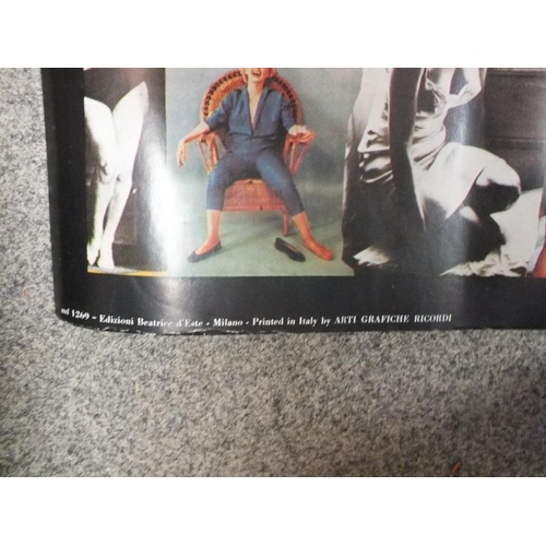 110 - A LARGE TOO HOT TO HANDLE MARILYN MONROE ROLLER BLIND W- 90CM TOGETHER WITH THREE MARILYN MONROE REL... 