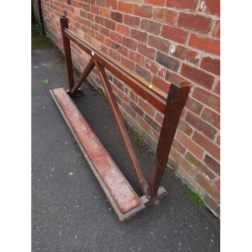 888 - A VINTAGE ECCLESIASTICAL PRAYER STAND W- 160 CM