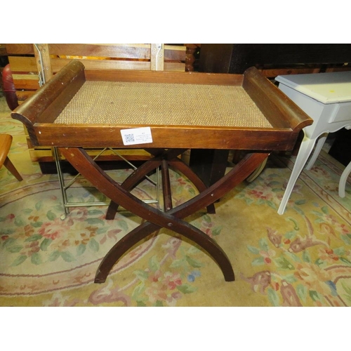 692 - TWO MODERN CONSOLE TABLES, SIDE TABLE AND TWO STANDS ETC (6)