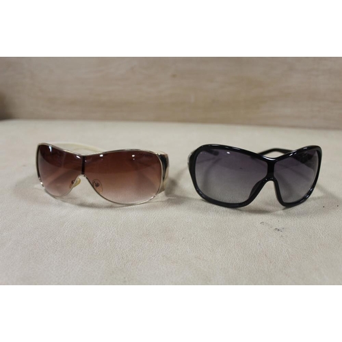 350 - A PAIR OF DOLCE & GABANNA SUNGLASSES TOGETHER WITH A PAIR OF DIESEL SUNGLASSES (2)