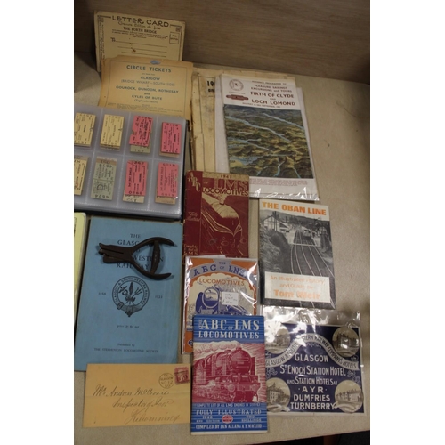 364 - A LARGE QUANTITY OF RAILWAY RELATED EPHEMERA TO NC. VINTAGE TRAIN TICKETS, TICKET PUNCH HANDBOOKS ET... 