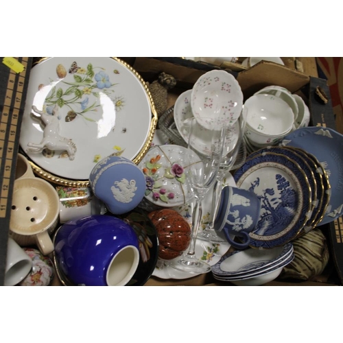 94 - THREE TRAYS OF ASSORTED CERAMICS TO INCLUDE WEDGWOOD JASPERWARE, AYNSLEY ETC