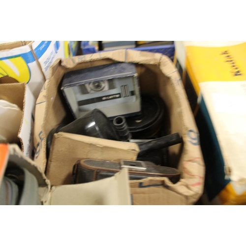 166 - A LARGE QUANTITY OF VINTAGE CAMERAS AND PROJECTION EQUIPMENT ETC. TO INCLUDE A QUANTITY OF VINTAGE P... 