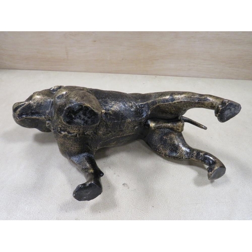 260 - A MODERN CAST METAL FIGURE OF A STAFFORDSHIRE BULL TERRIER - L 31 CM