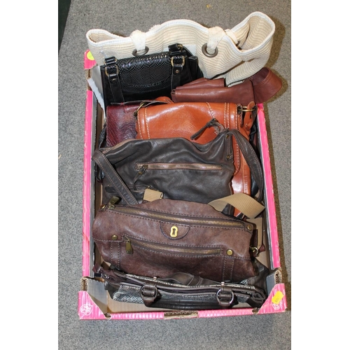 205 - A TRAY OF LADIES HANDBAGS ETC