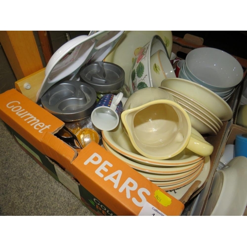 111 - THREE TRAYS OF ASSORTED MODERN CERAMICS TO INCLUDE AN UNUSUAL STUDIO POTTERY PART TEASET