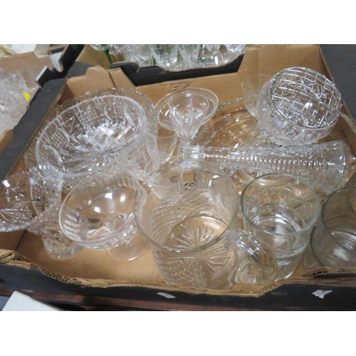 132 - FOUR TRAYS OF ASSORTED GLASSWARE TO INCLUDE A QUANTITY OF CUT GLASS DRINKING GLASSES, COLOURED GLASS... 