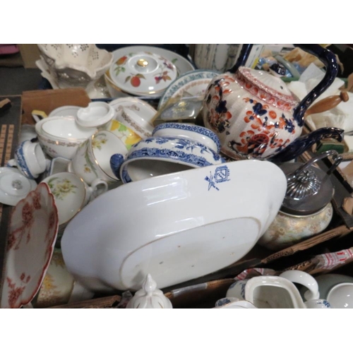 133 - FIVE TRAYS OF ASSORTED CHINA AND CERAMICS TO INCLUDE A LIMOGES LIDDED POT, SPODE, ROYAL GRAFTON TEA ... 