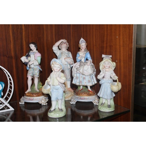 177 - FIVE ASSORTED CERAMIC FIGURES TO INCLUDE A PAIR OF CONTINENTAL STYLE EXAMPLES