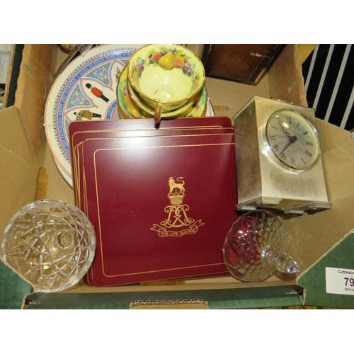 79 - A TRAY OF ASSORTED HOUSEHOLD SUNDRIES TO INCLUDE FRUIT PATTERN CUPS AND SAUCERS, MANTEL CLOCK ETC.