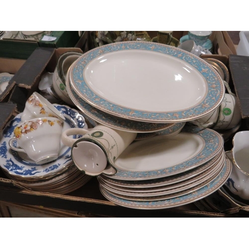 85 - FOUR TRAYS OF ASSORTED CHINA AND CERAMICS TO INCLUDE AN UNUSUAL COFFEE SET, DOULTON IMPASTO VASE - R... 