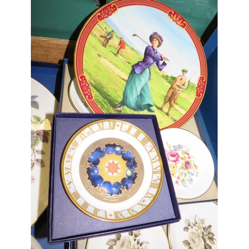 94 - A TRAY OF BOXED AND UNBOXED CERAMICS TO INCLUDE ROYAL WORCESTER, ROYAL CROWN DERBY ETC