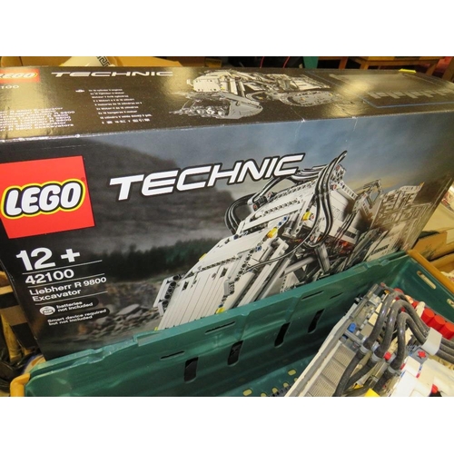 95 - A LEGO TECHNIC 42100 LIEBHERR R 9800 EXCAVATOR WITH BOX - UNCHECKED