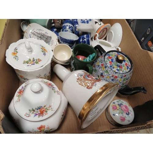 96 - TWO TRAYS OF ASSORTED CHINA AND CERAMICS TO INCLUDE COLCLOUGH CHINA