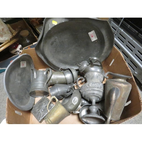 138 - A TRAY OF MOSTLY PEWTER METALWARE TO INCLUDE A LARGE MEAT DOME