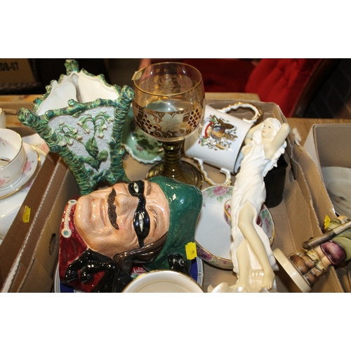 115 - A TRAY OF ASSORTED CERAMICS AND GLASSWARE TO INCLUDE A ROYAL DOULTON CHARACTER JUG DICK TURPIN AND A... 