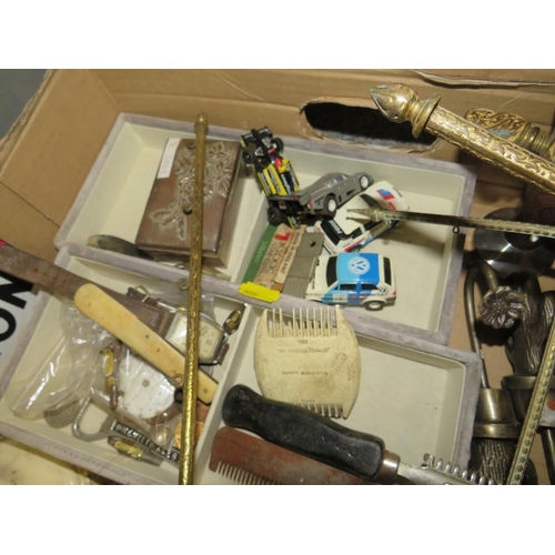 119 - A SELECTION OF METALWARE AND COLLECTABLES TO INCLUDE A C-SCOPE VLF 1000 METAL DETECTOR A/F, FOUNDRY ... 