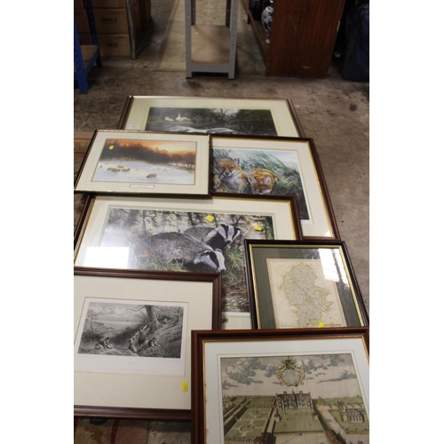 13 - A QUANTITY OF PICTURES AND PRINTS TO INCLUDE SIGNED LIMITED EDITION EXAMPLES OF COUNTRY ANIMALS