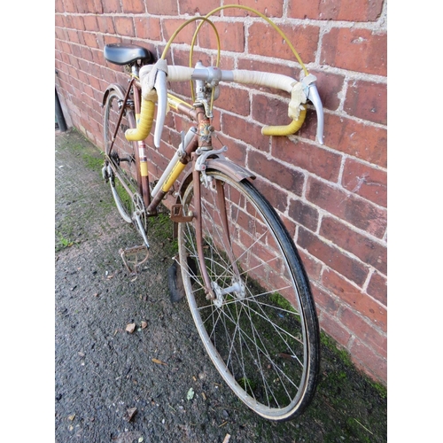 508 - A VINTAGE FALCON ERNIE CLEMENT 5 SPEED RACING BIKE WITH 21