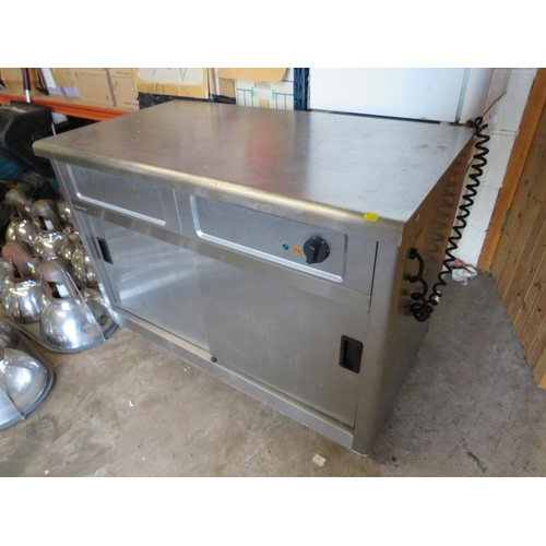 548 - A LINCAT TYPE A001 COMMERCIAL FOOD WARMER