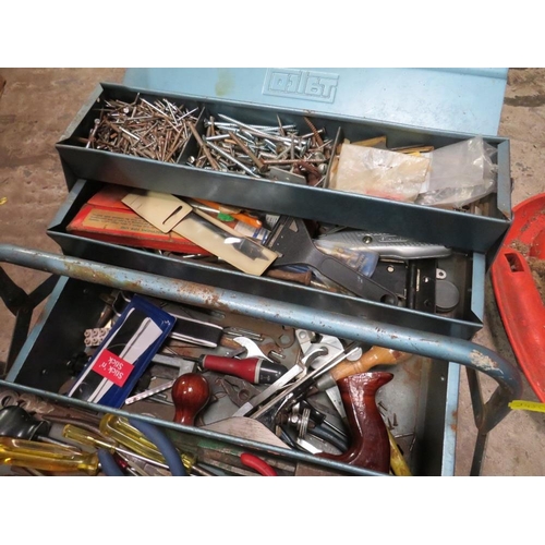 556 - A LARGE SELECTION OF VARIOUS HOUSEHOLD AND AUTOMOTIVE TOOLS, HARDWARE AND ENGINEERING TOOLS