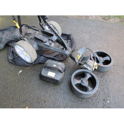 567 - A POWAKADDY FWS ELECTRIC GOLF TROLLEY